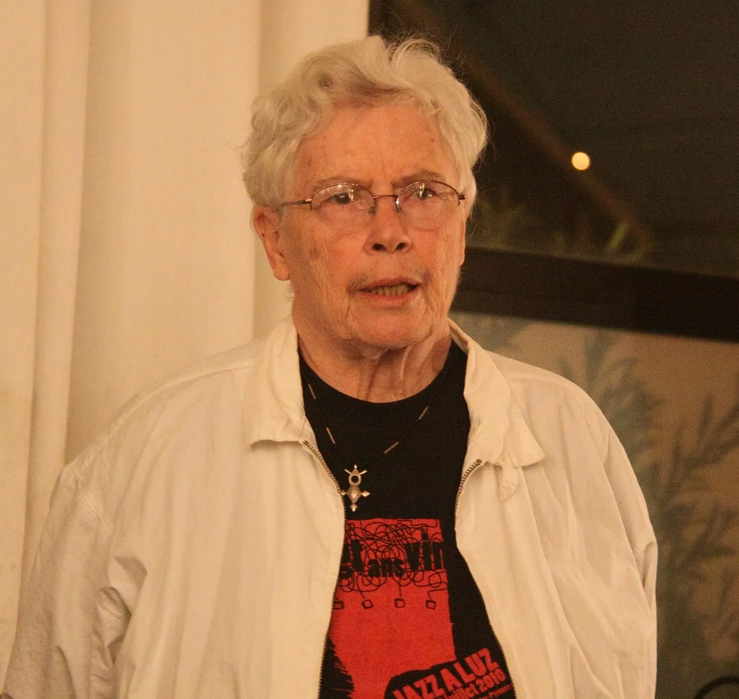 Archive image: Photo of Pauline at a dinner/concert in Oakland